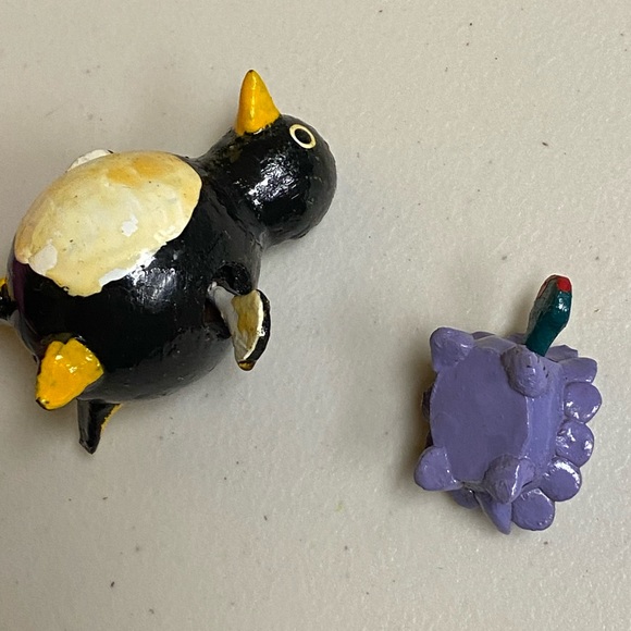 Wooden penguin and turtle figure Moving Head Shake Shaped - Picture 4 of 9